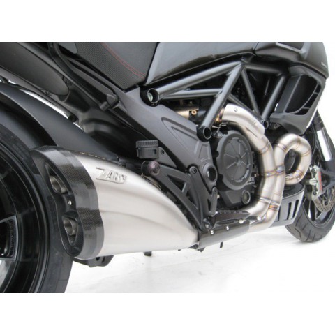 Silencieux inox homologué avec embout carbone pour DIAVEL